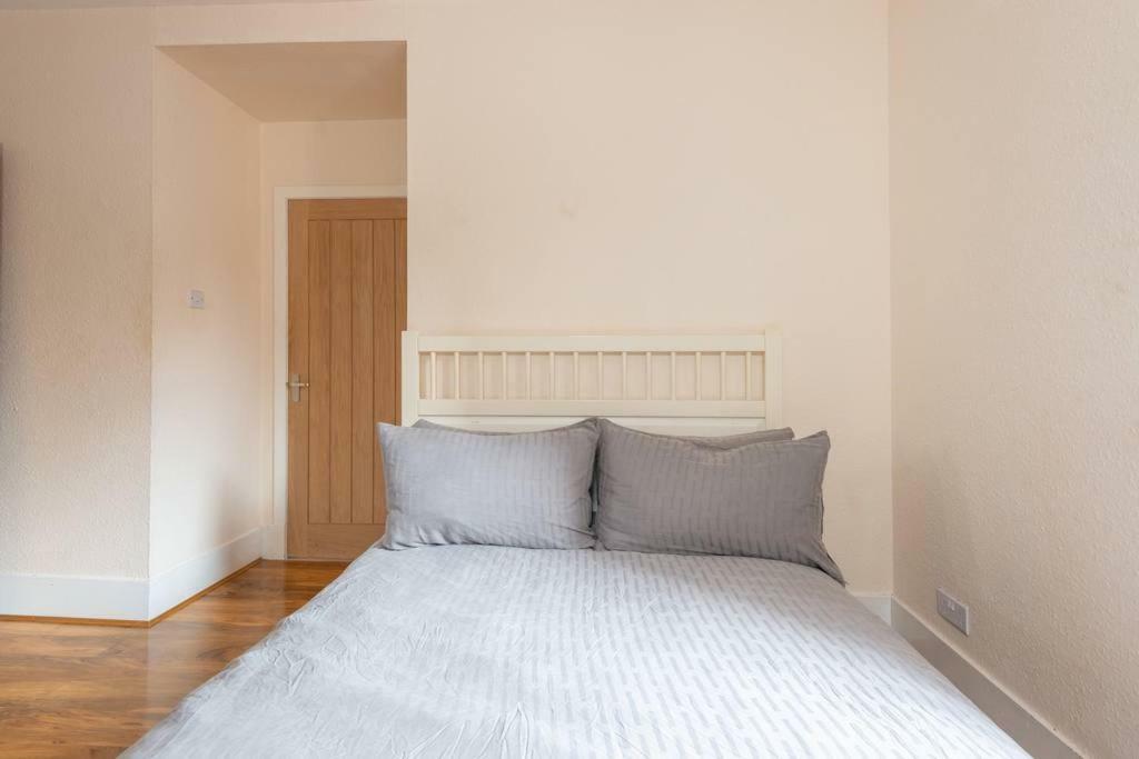 Ness Central Apartment - Greig Street Inverness Eksteriør billede